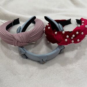 Three Women’s Pearl-Embellished Headband